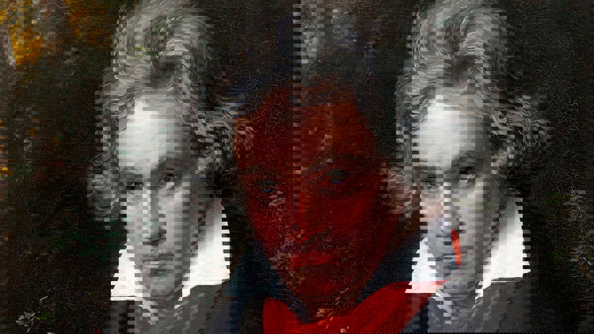 بعد نحو 200 عام على وفاته.. شعرة من بيتهوفن تفجر مفاجأة غير متوقعة