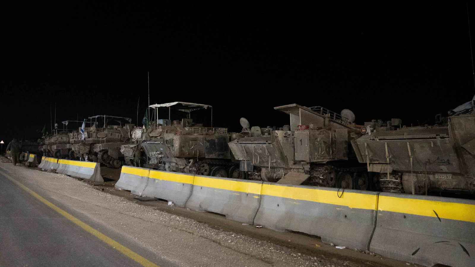 نتنياهو يغري اليمين بالضفة.. إسرائيل تستعد لانسحاب تدريجي من غزة