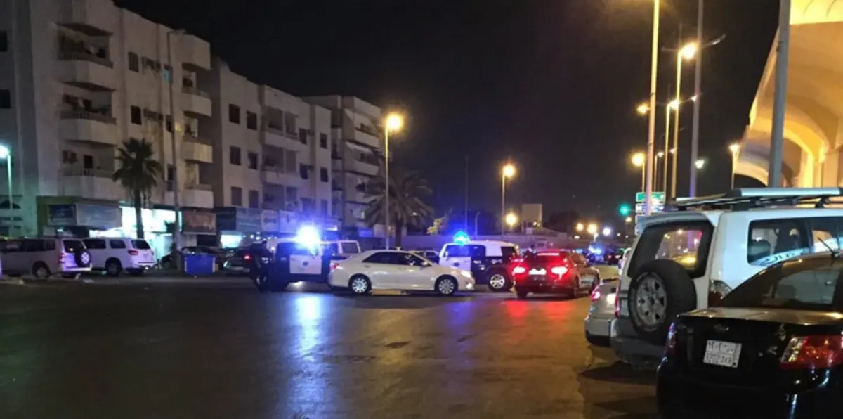 إصابة شرطيين في تفجير انتحاري خارج القنصلية الأمريكية في جدة (فيديو وصور)