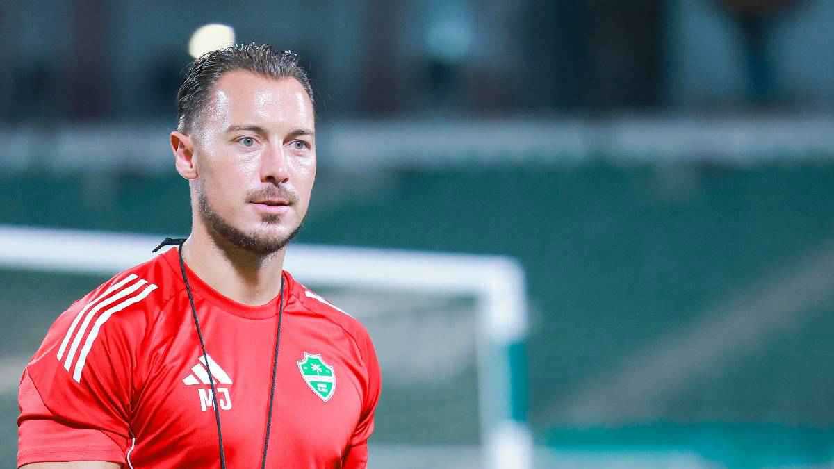 مورينيو كلمة السر.. كيف "يلهب" يايسله حماس نجوم الأهلي السعودي؟