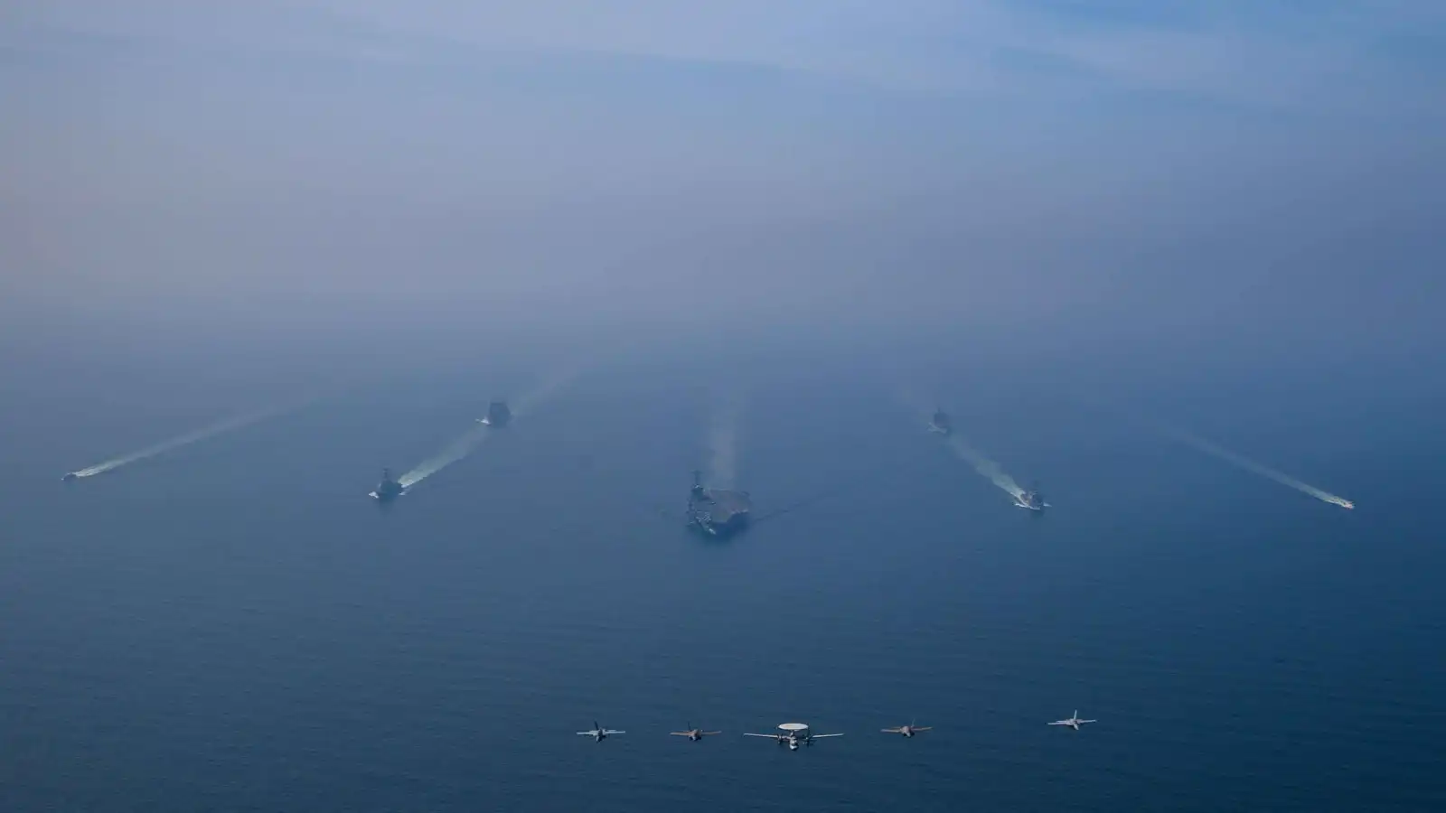 أكسيوس: إدارة ترامب قد تبدأ حربا كبرى ضد إيران "قريبا جدا"