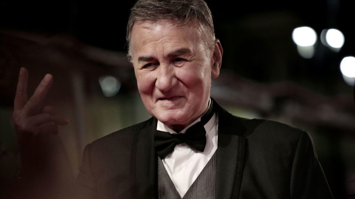 ما لا تعرفه عن عزت أبو عوف (فيديو إرم)