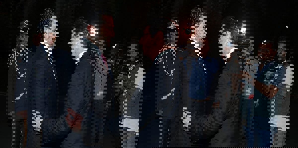 قبرص تقول إنها ستطرح مبادرات لمحاولة نزع فتيل الأزمة بلبنان