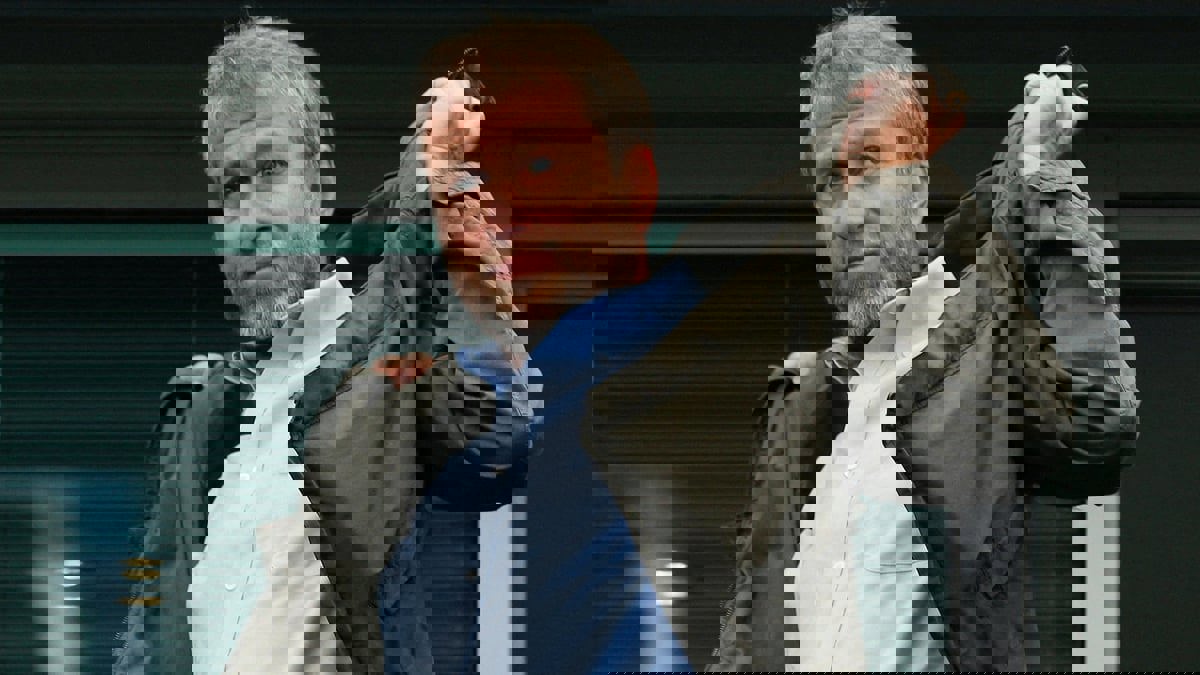 سيرينا وليامز ولويس هاميلتون ينضمان إلى عرض لشراء نادي تشيلسي