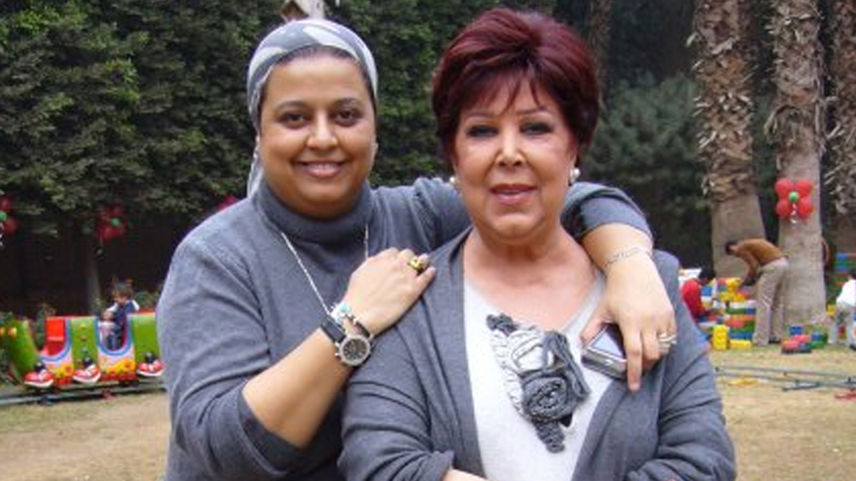 ابنة رجاء الجداوي تكشف عن المتسبب في إصابة والدتها بكورونا  (فيديو)
