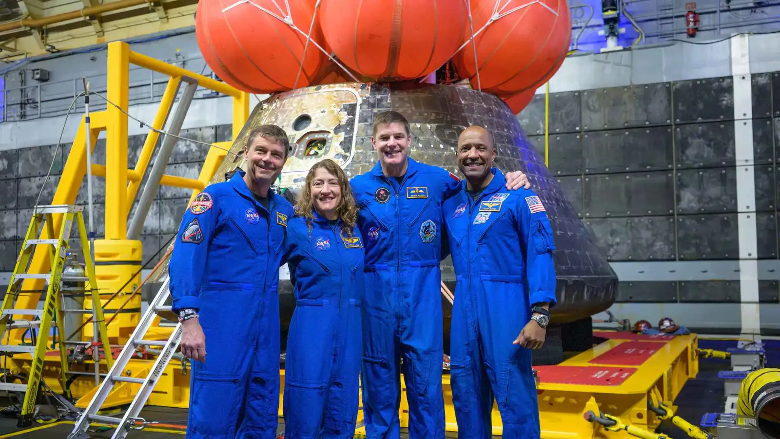 رواد فضاء أرتميس 2 