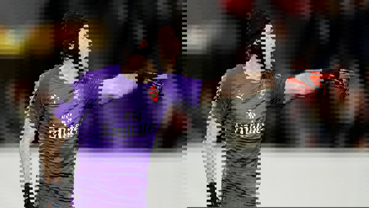 بيتر تشيك واثق في تأهل آرسنال إلى ربع نهائي للدوري الأوروبي