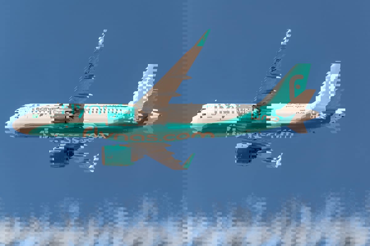 انحراف طائرة عن المدرج الرئيسي بمطار الملك خالد الدولي في السعودية