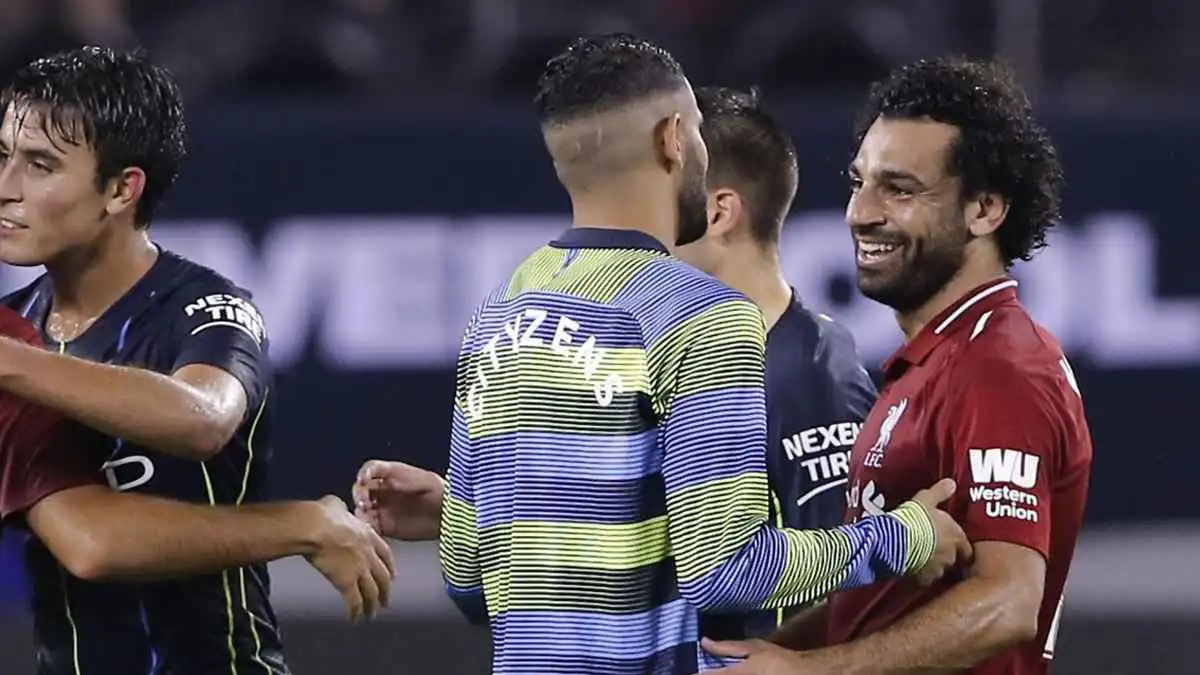 سر التجاهل التام.. محمد صلاح يصدم رياض محرز