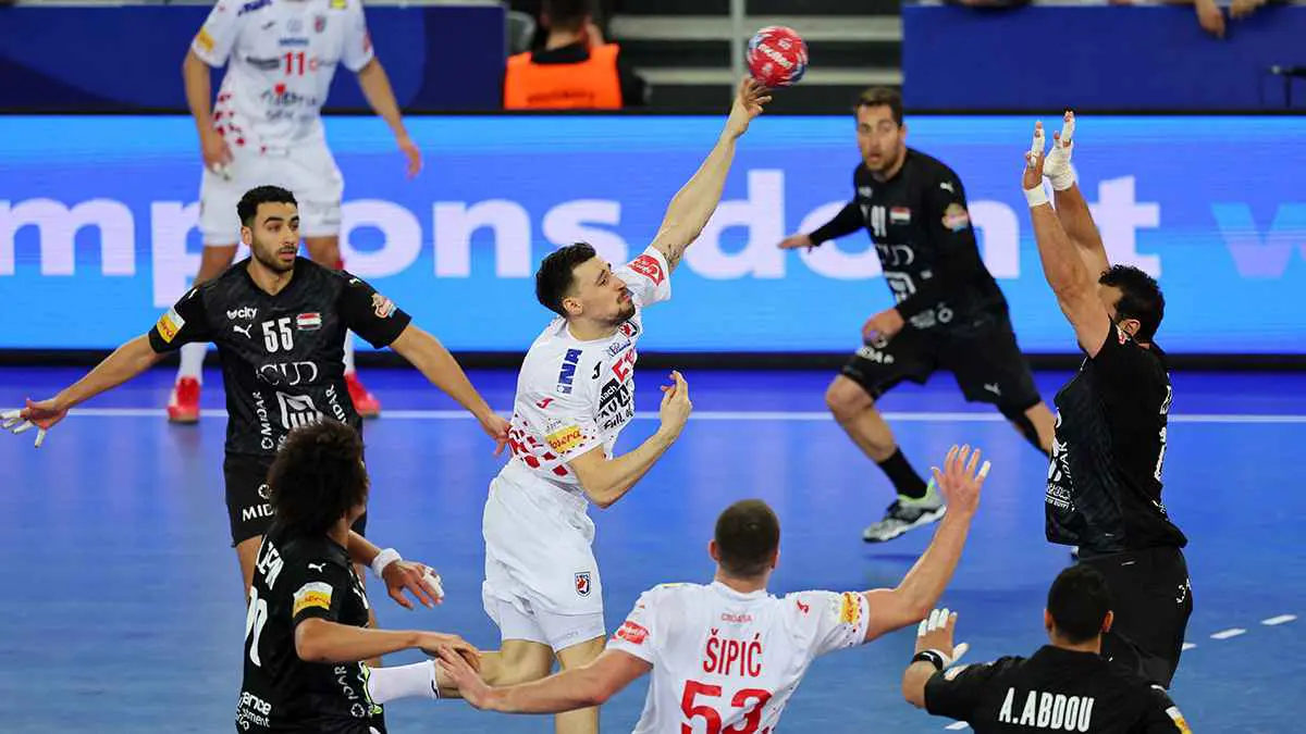 منتخب مصر لكرة اليد يتلقى صدمة كبيرة