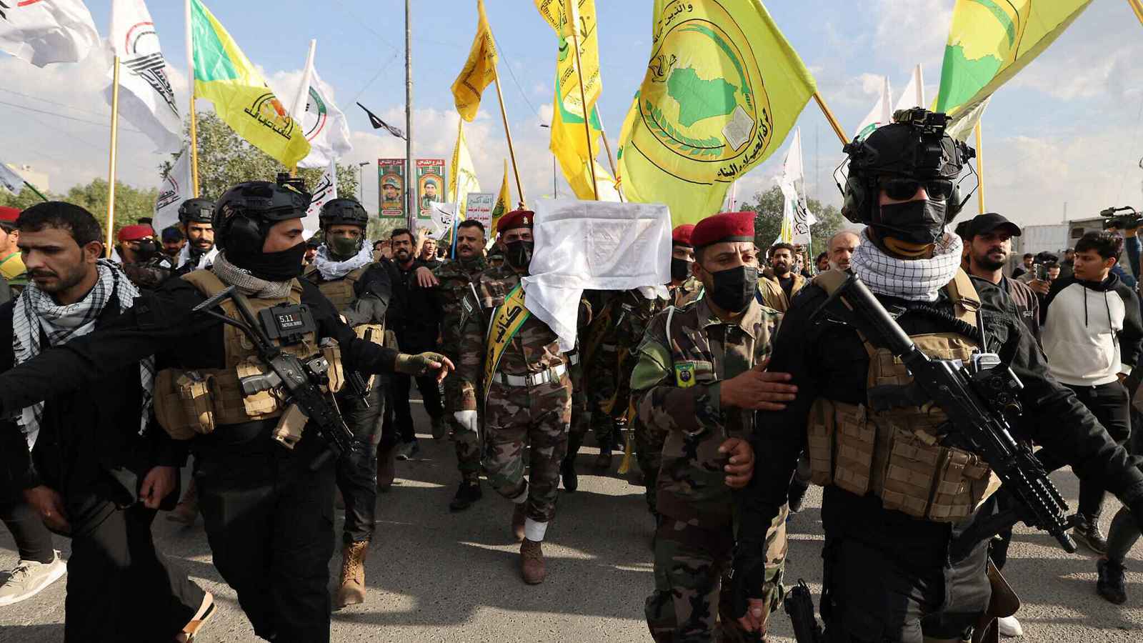 خاص- الميليشيات العراقية تفتح باب التجنيد بمعسكرات بعضها في إيران