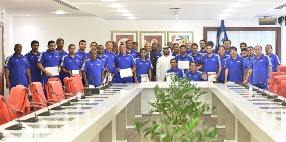 هل تنجح جهود مراجعة الوضع المالي لأندية الإمارات؟