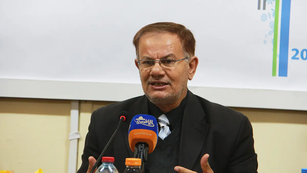 حركة حماس تبحث الرد على الرئيس الفلسطيني بتشكيل حكومة في غزة