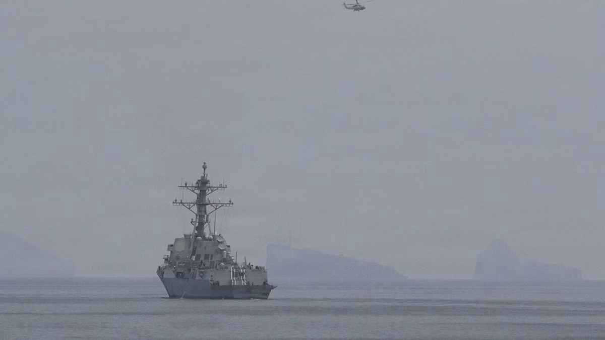 ألغام غامضة".. واشنطن تحذر من خطر "غير مفهوم" في مضيق هرمز | إرم نيوز