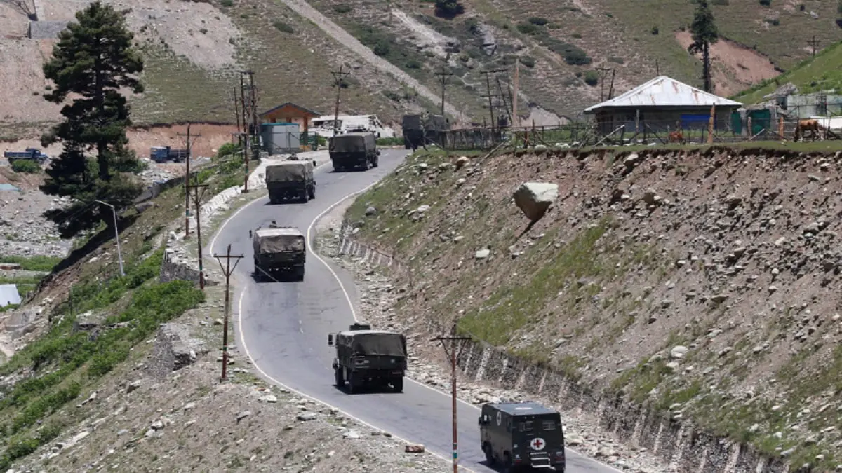 صحف عالمية: التوتر بين الهند والصين يفجر "مناوشات مميتة".. والعقوبات الأمريكية تضرب سوريا المنكوبة