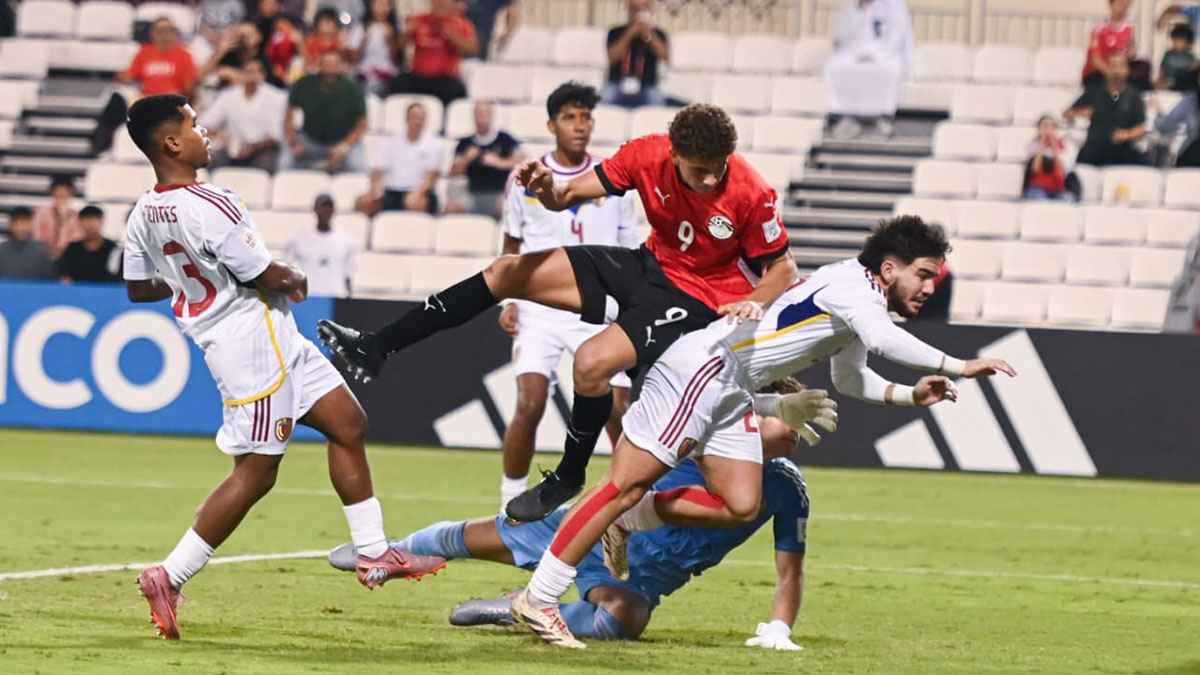بعد تألقه الخرافي مع منتخب مصر.. 3 أندية أوروبية كبيرة تراقب نجم الأهلي