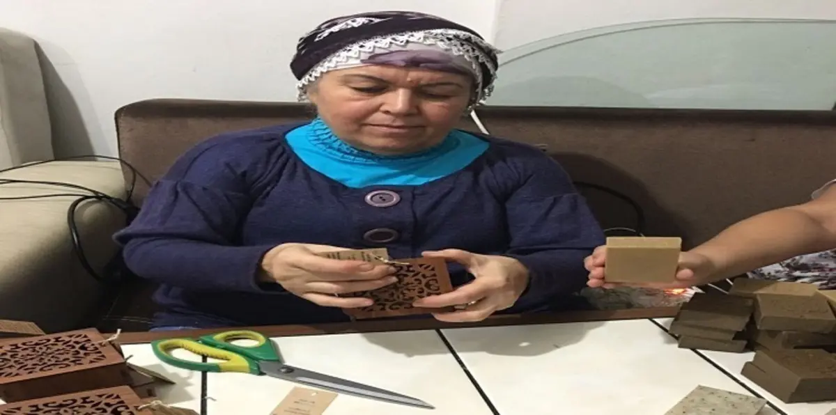 رغم المعاناة.. سوريّات يستطعن الوصول بالصابون الحلبي إلى الولايات المتحدة