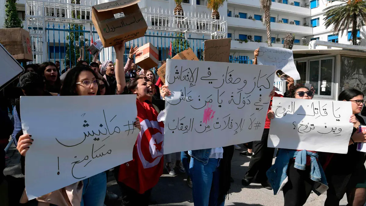 القضاء التونسي يمنع بث تحقيق حول "فاجعة الرضع".. ونقابة "الصحفيين" تندد