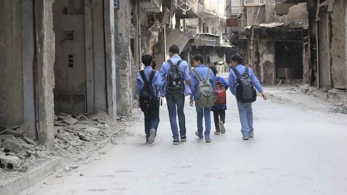 في خانة "الأجانب".. ما وراء تغيير تصنيف الفلسطينيين في سوريا؟