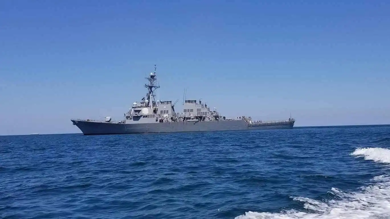 من "كول" إلى إيران.. هكذا أعادت البحرية الأمريكية بناء دفاعاتها