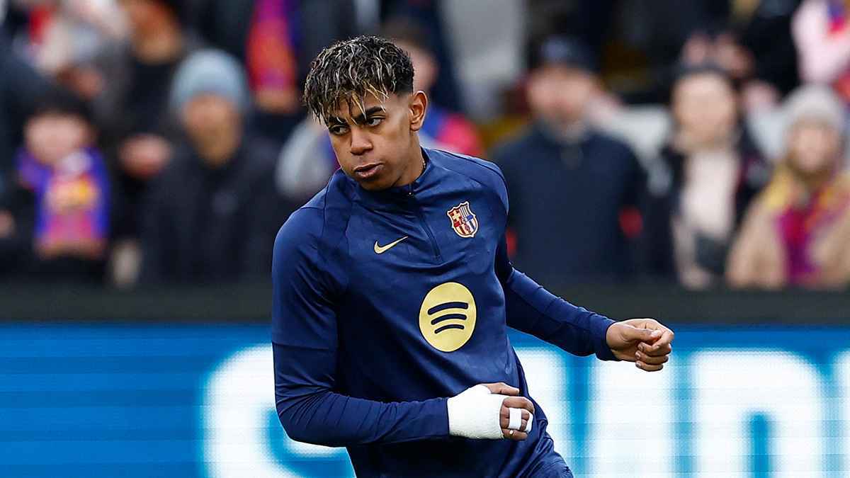 هلا مدريد.. نجم المصارعة يصدم لامين يامال (فيديو)