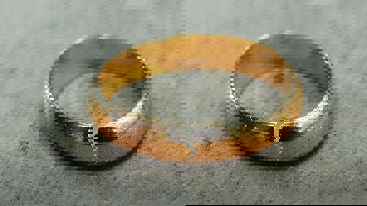 الكويت.. الكشف عن تفاصيل قضية خيانة زوجة لزوجها مع 13 رجلا