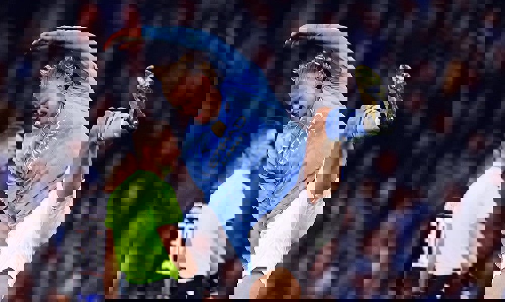 سبب غضب هالاند من أنباء انتقال مبابي إلى ريال مدريد

