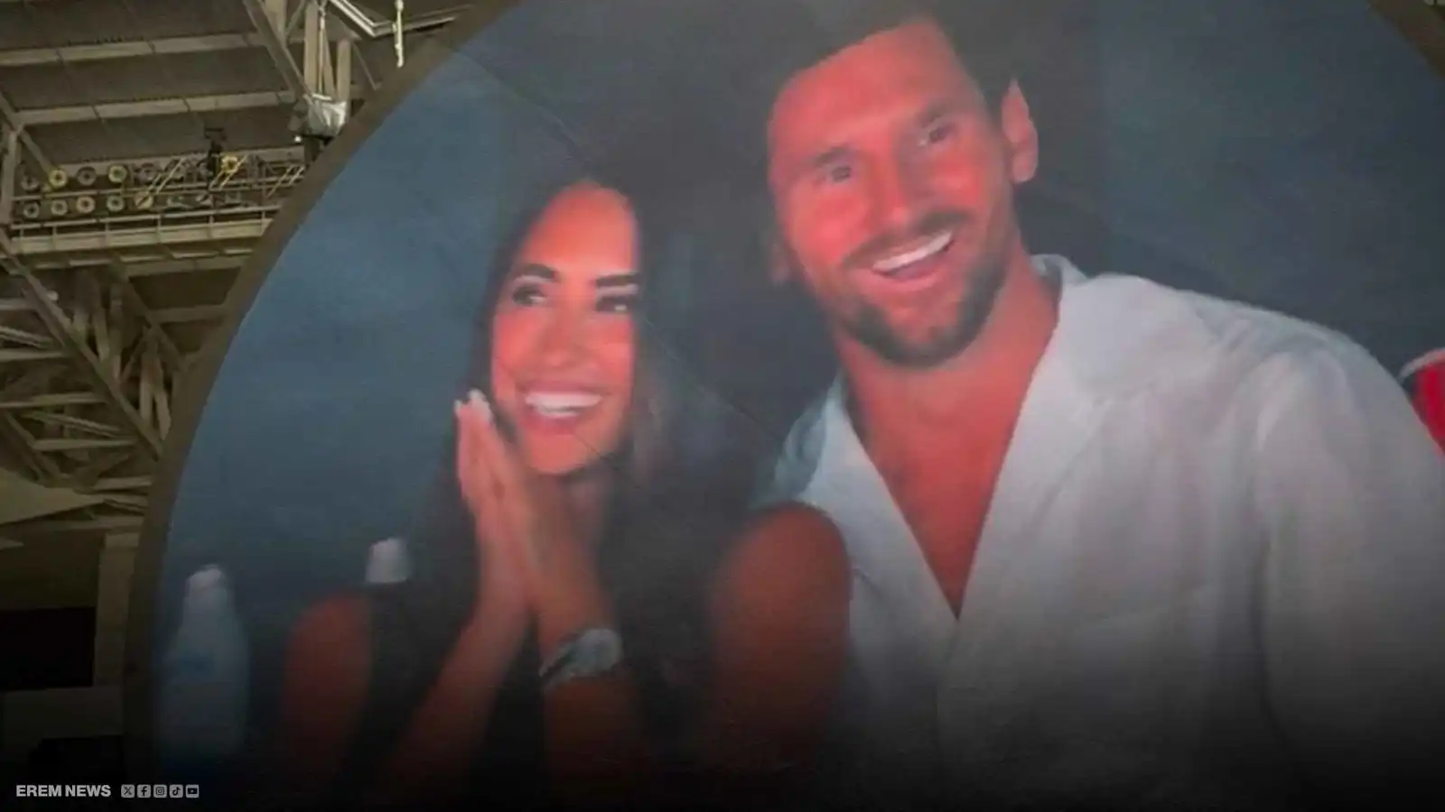 "كاميرا القبلة" تشعل المقارنات.. ميسي تحت عدسة كولدبلاي وهذه المرة بلا فضيحة