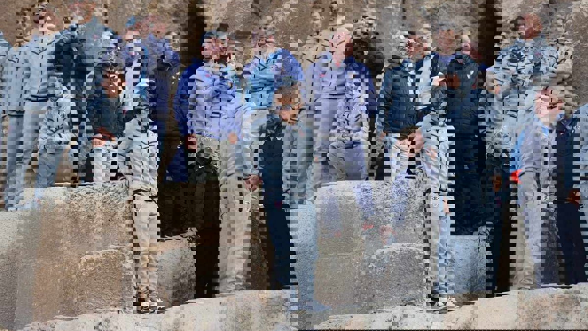 مودريتش يزور الأهرامات (فيديو وصور)