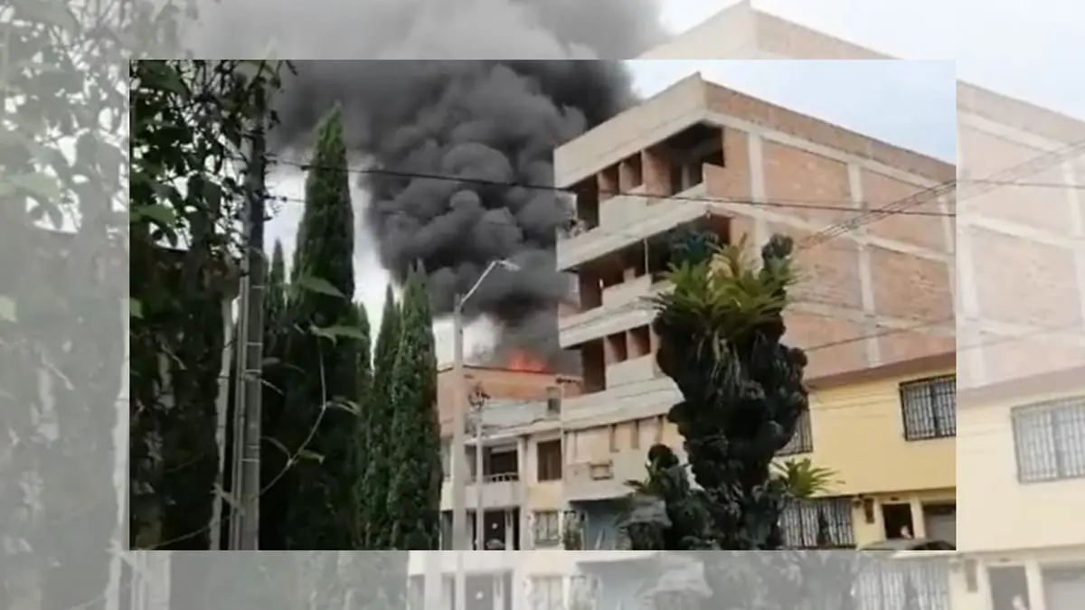  سقوط طائرة صغيرة على منطقة سكنية في كولومبيا
