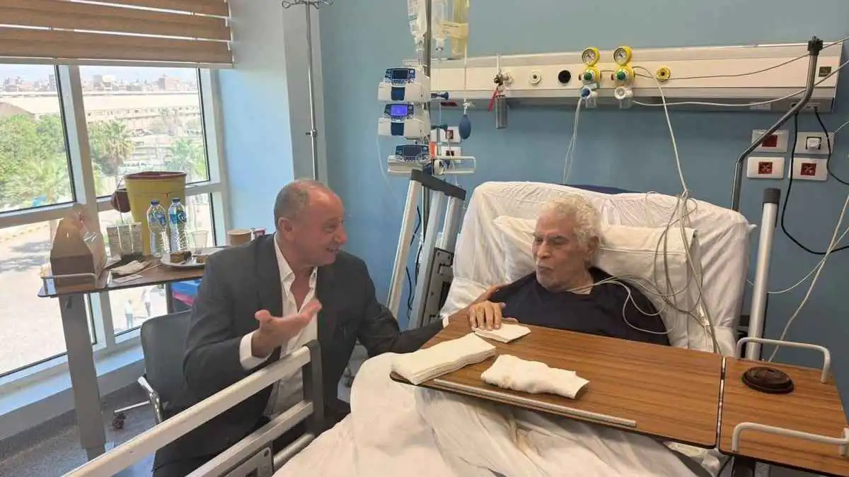 بعد زيارة الخطيب.. ما مرض الأسطورة حسن شحاتة؟