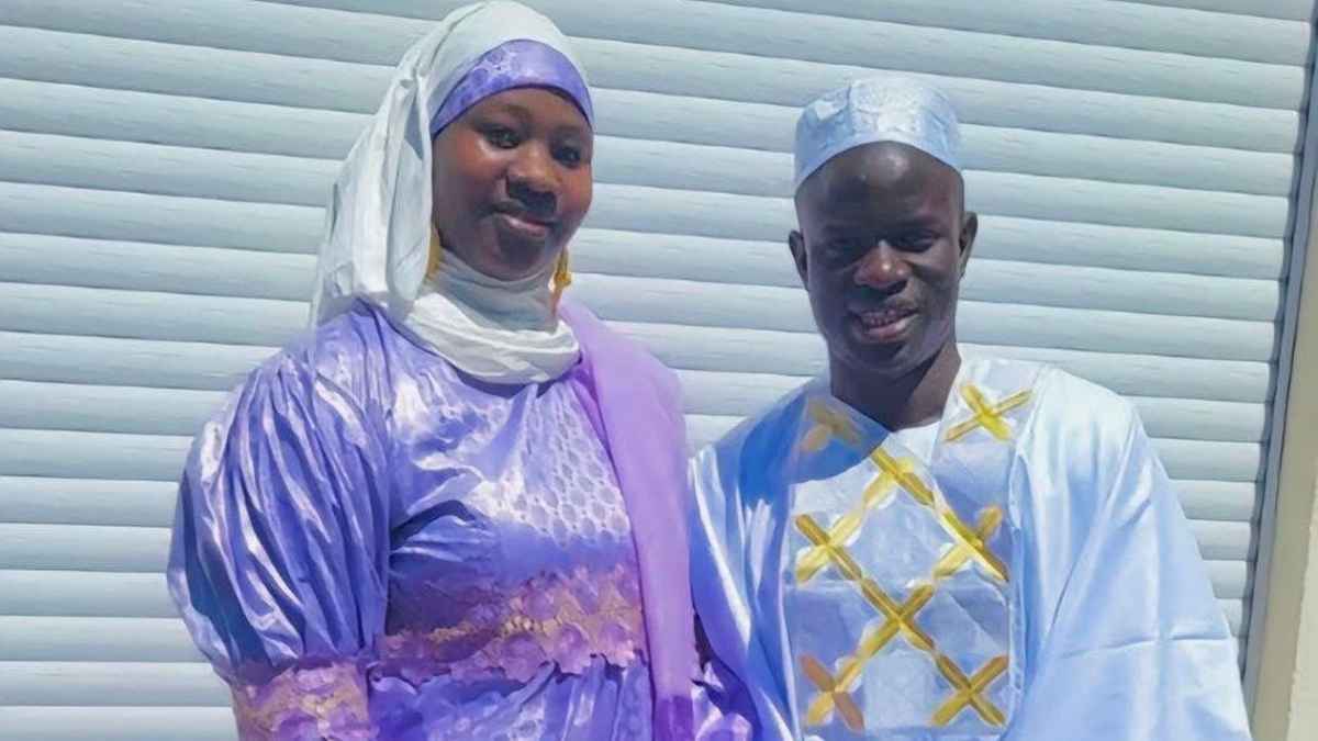 هل تزوج نغولو كانتي في مالي؟ (صورة)