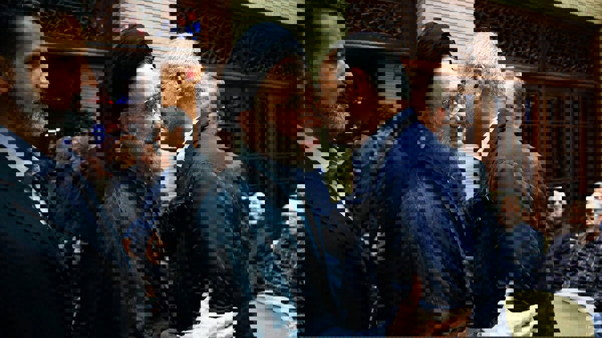 خاتمي: الشعب الإيراني "المنكوب" عليه التصويت لبزشكيان