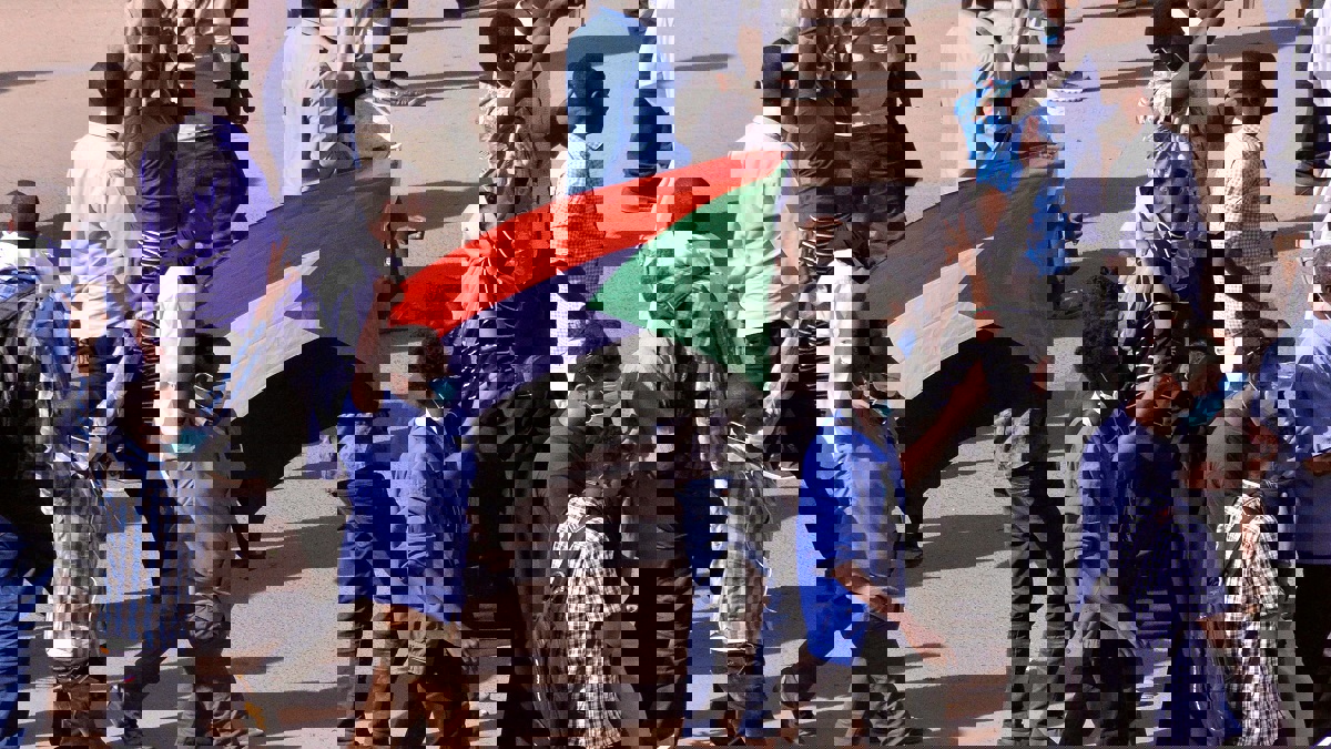 السودان.. تظاهرات حاشدة للمطالبة بإقالة مسؤولين