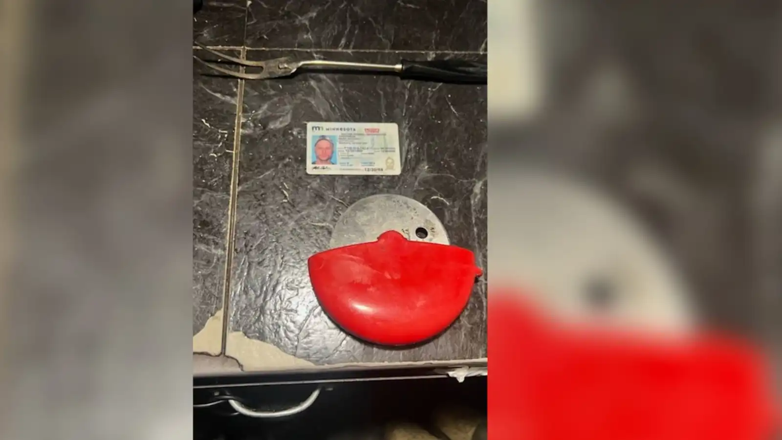 شخص يتقمص دور عميل أمريكي لإنقاذ متهم بالقتل من السجن