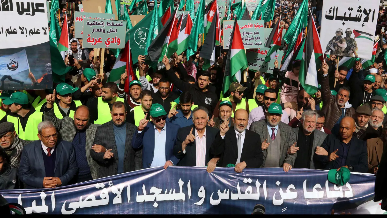 "إخوان الأردن" يتراجعون: عملية البحر الميت "عمل فردي"