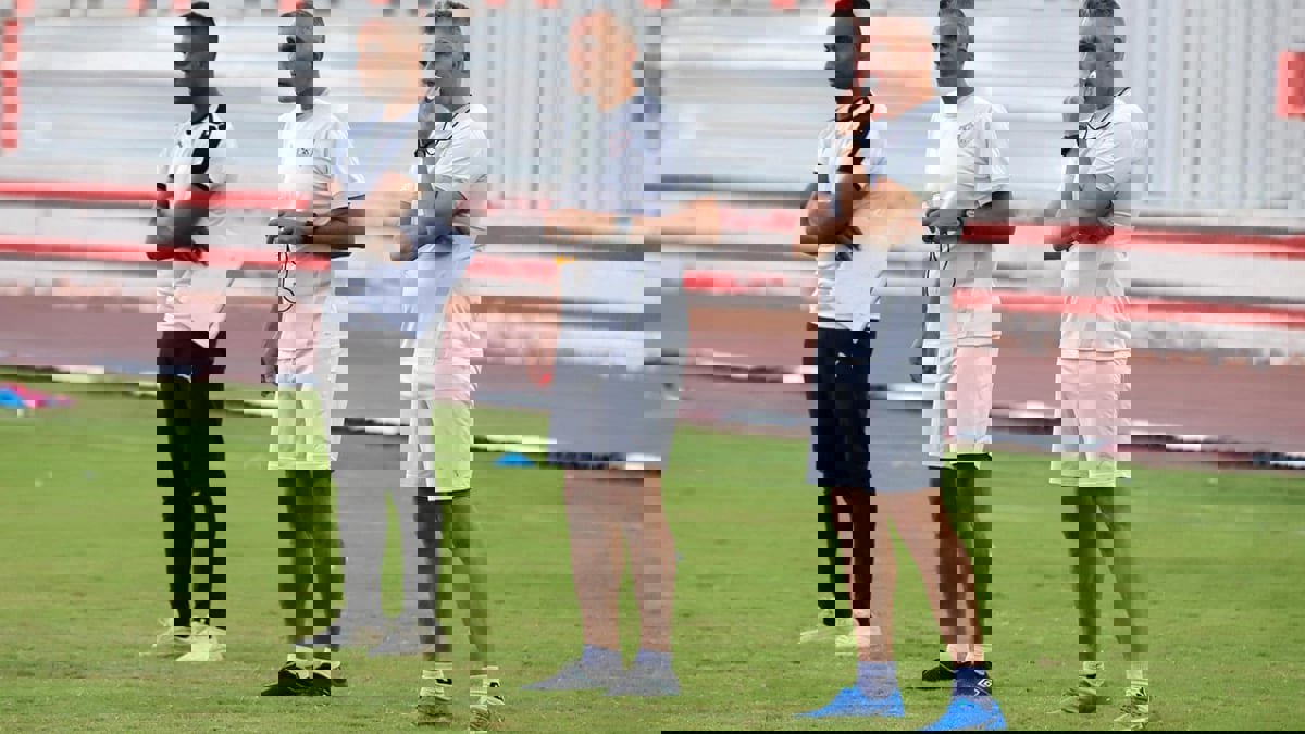 رسميًا: أسامة نبيه يعاون كارتيرون بقيادة نادي الزمالك