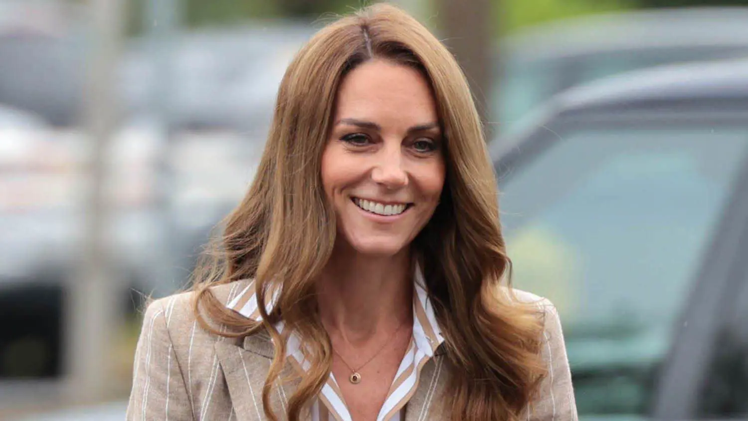 كيت في رسالة خريفية تأملية: "احتضنوا جمال التغيير" (فيديو)