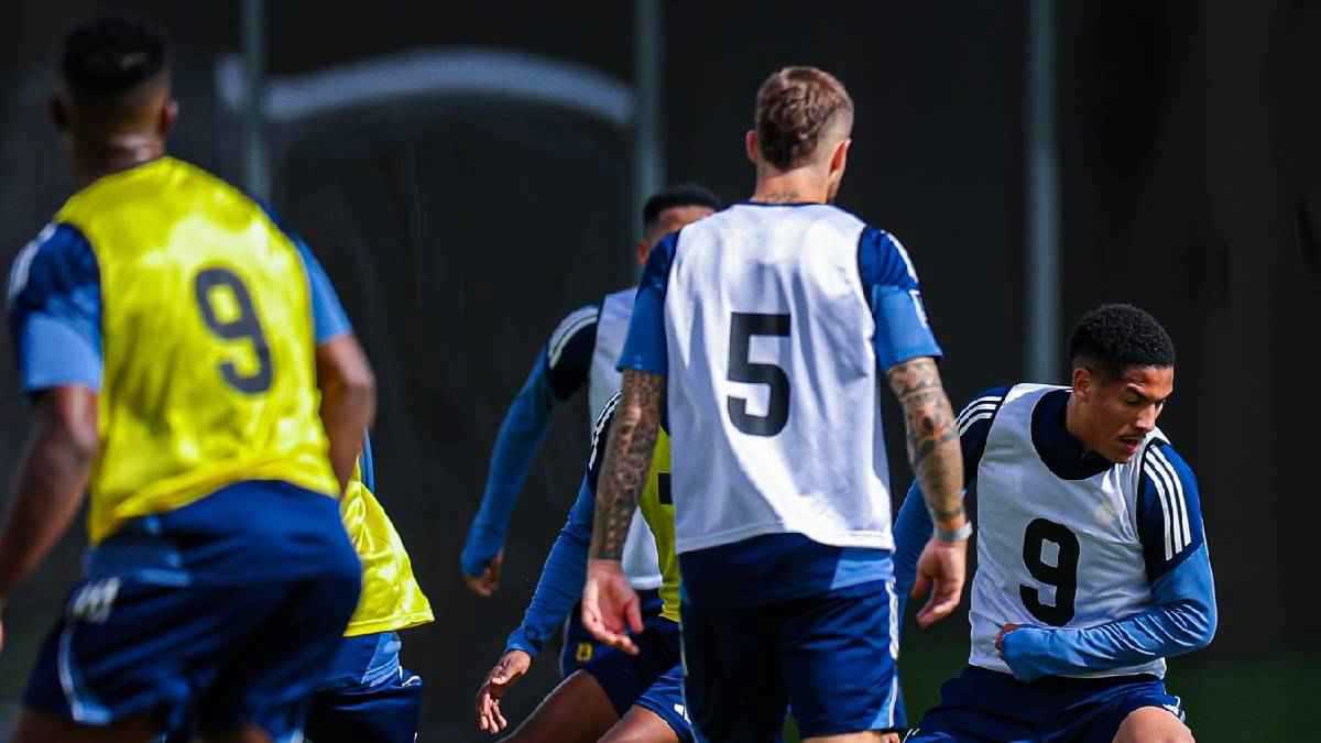 مفاجأة.. عرض إنجليزي رسمي لنجم النصر السعودي