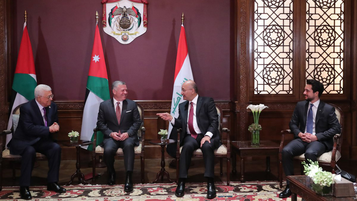 قمة ثلاثية بين ملك الأردن والرئيسين الفلسطيني والعراقي في عمّان