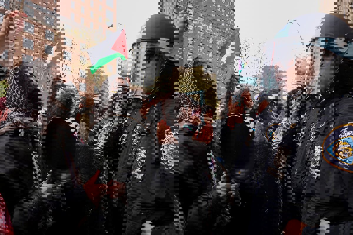 أمريكا.. قمع الاحتجاجات في "أرض الحرية" يصدم العالم