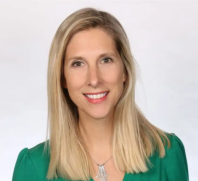 ليزا رافينسكروفت