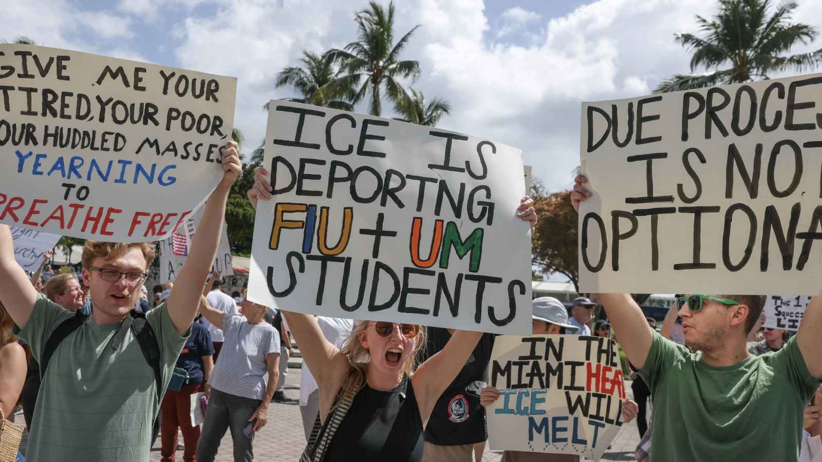 ما هي "حركة 50501" المناهضة لسياسات ترامب؟