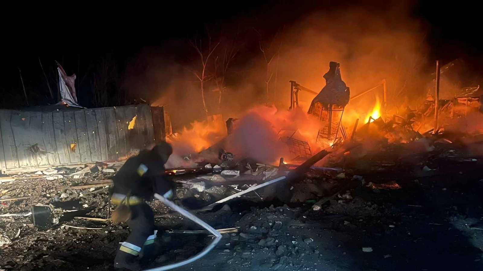 قتلى وجرحى إثر هجوم روسي على دنيبروبيتروفسك شرقي أوكرانيا (فيديو)