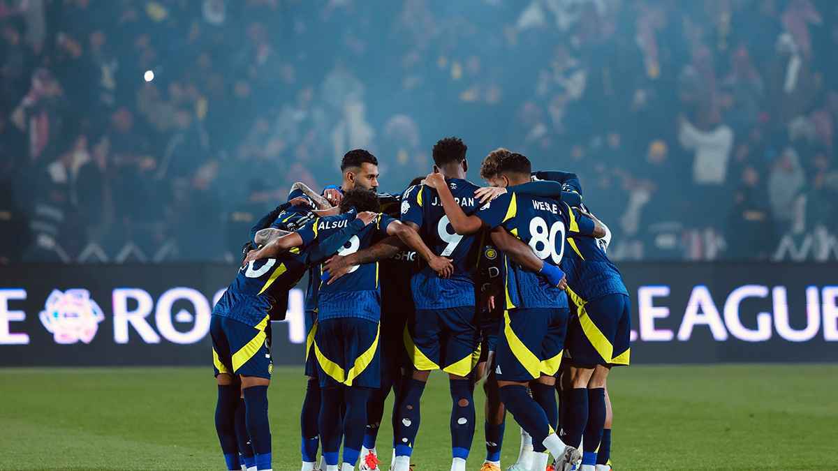 النصر يصارع الاستقلال.. مواعيد مباريات اليوم والقنوات الناقلة