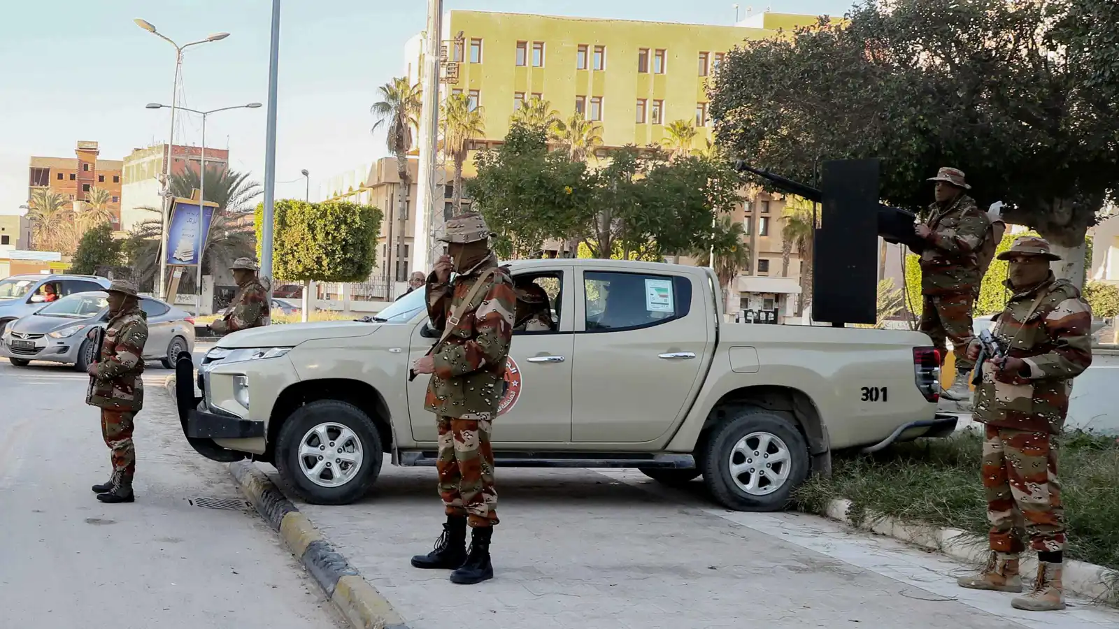 توتر واشتباكات.. الزاوية في قلب صراع النفوذ بين الميليشيات الليبية