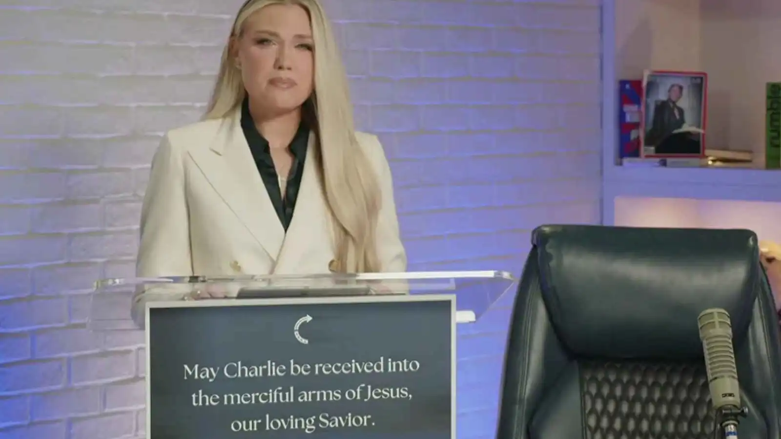 في أول ظهور بعد اغتياله.. أرملة كيرك تتعهد بمواصلة مسيرة زوجها (فيديو)