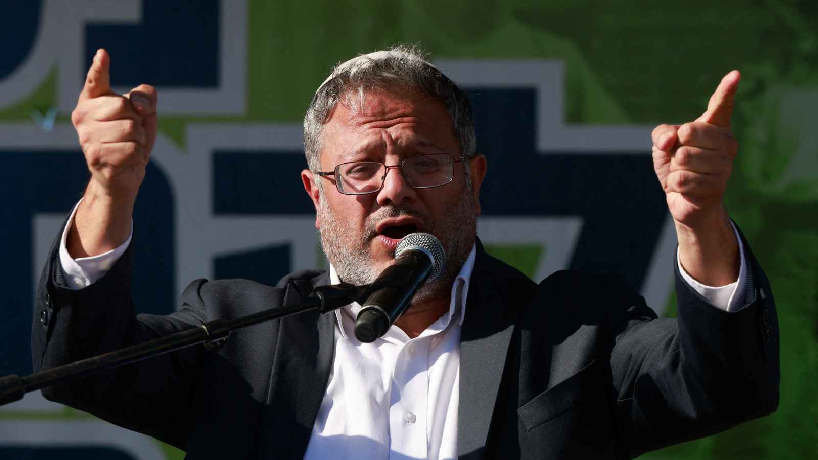 بن غفير يطالب بتسريع خطة تهجير الغزيين