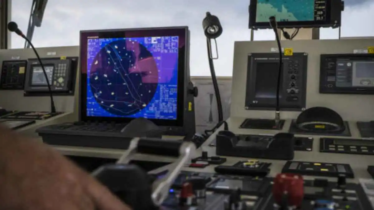 تعبيرية- إشارات GPS