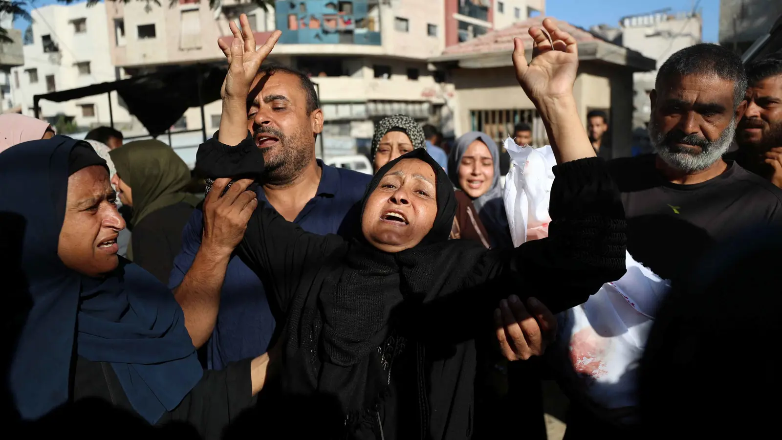 بعد قمة ترامب ونتنياهو.. استئناف محادثات غزة في الدوحة